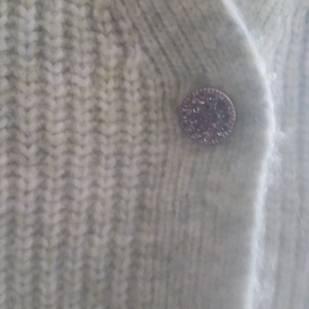 Cardigan - Picture 3 of 7